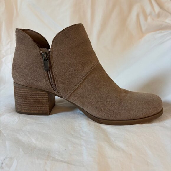 Koolaburra by Ugg Sofiya Suede Studded Ankle Bootie in Amphora Beige Size 11 - Picture 3 of 12
